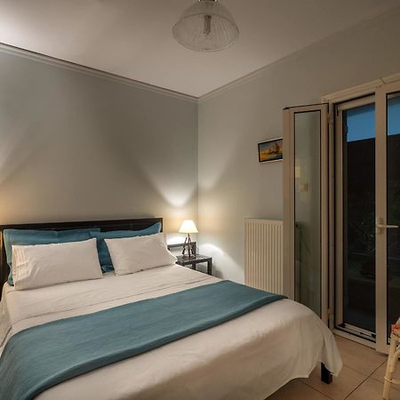 Maria'S Seaside Villa - House With 3 Rooms In Marathon, With Wonderful Eksteriør bilde